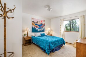 Indoors, Lamp, Furniture, Bed, Bedroom