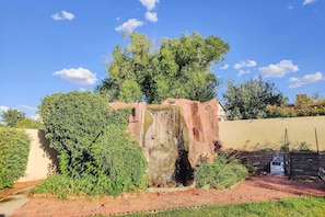 Private Backyard | Pet Friendly w/ Fee | Waterfall Feature