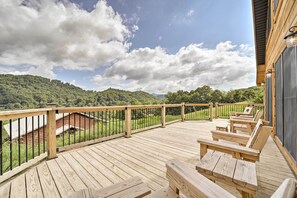 Spacious Deck | Mountain Views