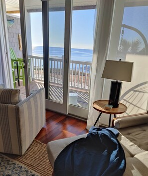 The view never ceases to amaze.  Thoughtfully placed swivel chairs to relax.