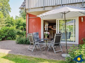 schöne Süd-/West Terrasse