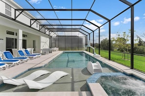 Private Pool & Patio