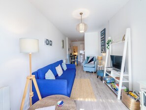 Living room | Seabreeze, Kinghorn, near Burntisland