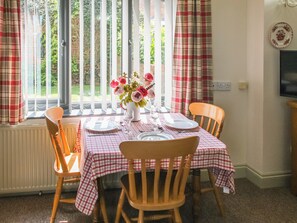 Living room/dining room | Willows Barn, Terrington St Clements, near King’s Lynn