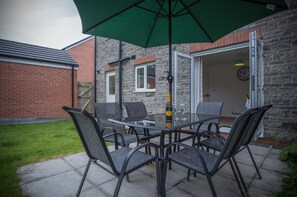 Maes Yr Odyn - 3 Bedroom Holiday Home - Narberth (22679)