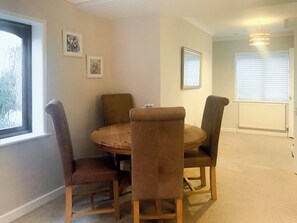 Dining Area | Sunbury Cottage, Clanfield, near Petersfield