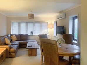 Living room | Sunbury Cottage, Clanfield, near Petersfield