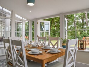 Conservatory | Church View - Church Farmhouse, Castletown