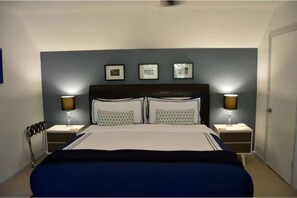 Upstairs king bedroom