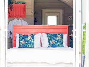 Double bedroom | Rackenford - Secret Skies, Knowstone