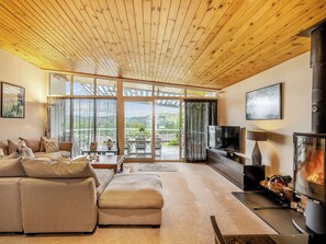 Living area | Homewood, Bowness on Windermere