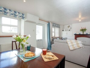 Dining Area | Summer Cottage, Bideford
