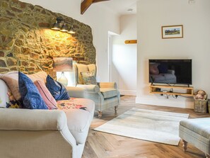 Living area | Pigaway Cottage, Petrockstow