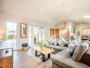 Open plan living space | Appletree Lodge, Ayr