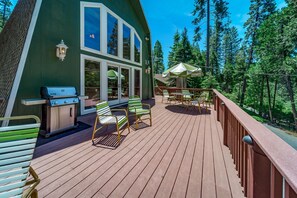 Snowflake-Cabin-28
