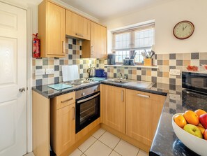 Kitchen area | Hill Top Cottage - Fair Isle Holiday Cottages, Newport