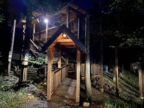 Eagles Roost