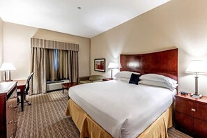 Comfortable King size bed!
