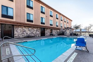 Onsite Pool