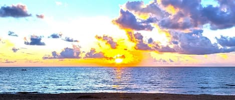 Unforgettable, Instagram-worthy, sunrises & sunsets on the beach within walking distance from your stay. We look forward to hosting in our luxury apartments located in the award-winning Deerfield Beach Florida.