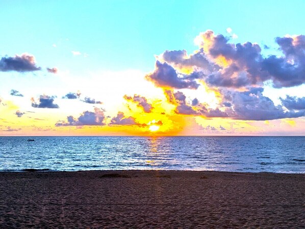 Unforgettable, Instagram-worthy, sunrises & sunsets on the beach within walking distance from your stay. We look forward to hosting in our luxury apartments located in the award-winning Deerfield Beach Florida.