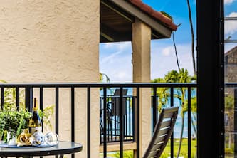 Spacious 4th-floor 2bd condo with new furnishings