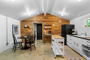 Kitchen (3)