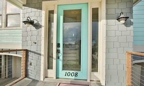 Enjoy your stay in Aspen Rd with games for the whole family.