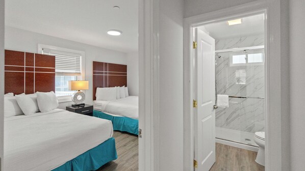 Relaxing bedroom
