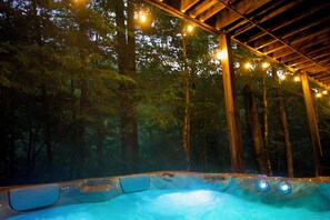 Meadowlark Cabin at Leatherwood Mountains