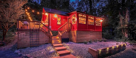 Applemoon Cabin all lit up at night!