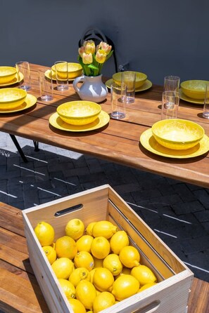 Outdoor dining