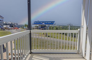 You'll be hard pressed to beat this great view of Ballhooter lift!