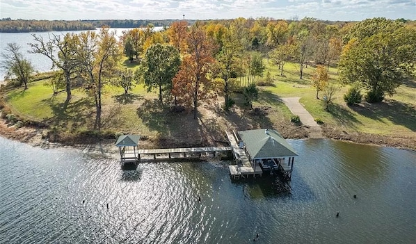 8 acres secluded land and 800 feet shoreline all to yourself.