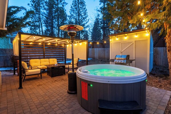 Awesome Patio with a Hot Tub