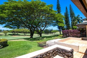 Lanai lounging with million-dollar views?vacation mode: activated     KGV-14P3