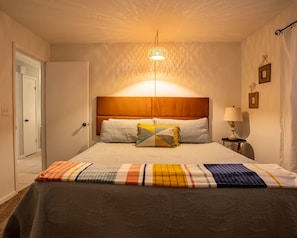 King size bed
