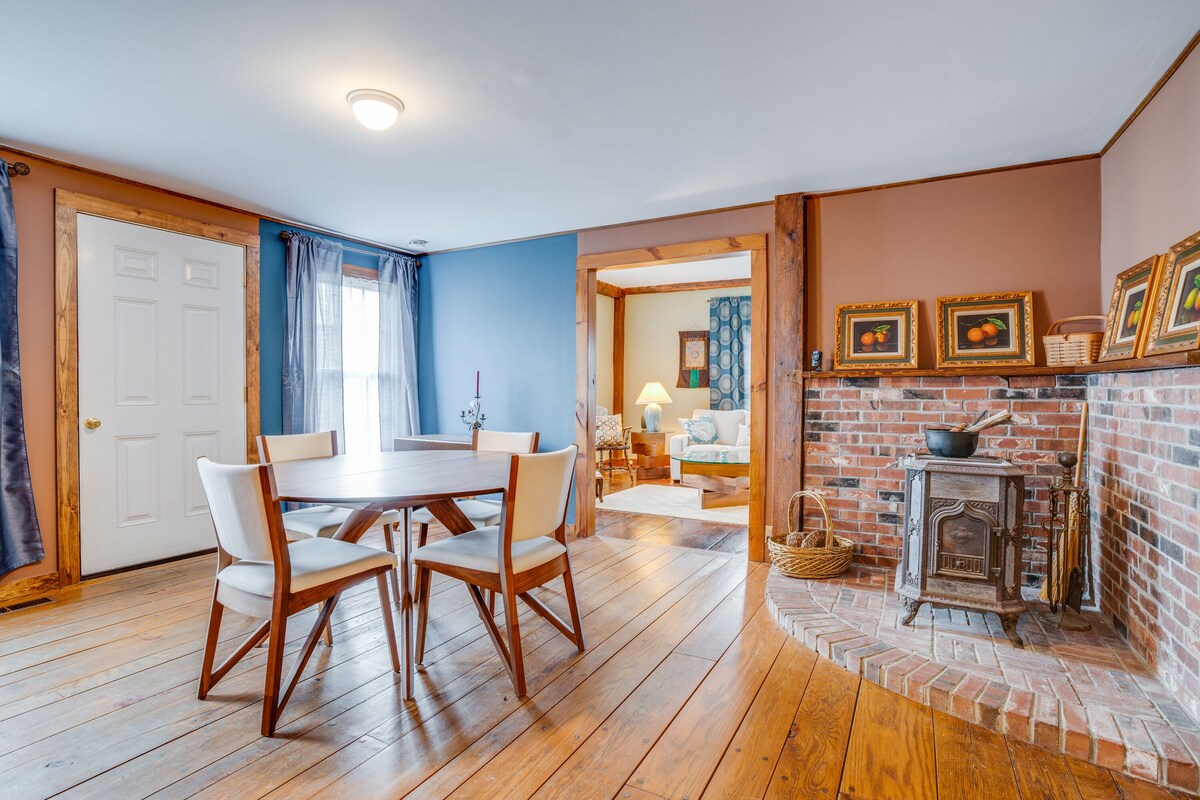 A peaceful refuge on 11 acres with private swimming hole!