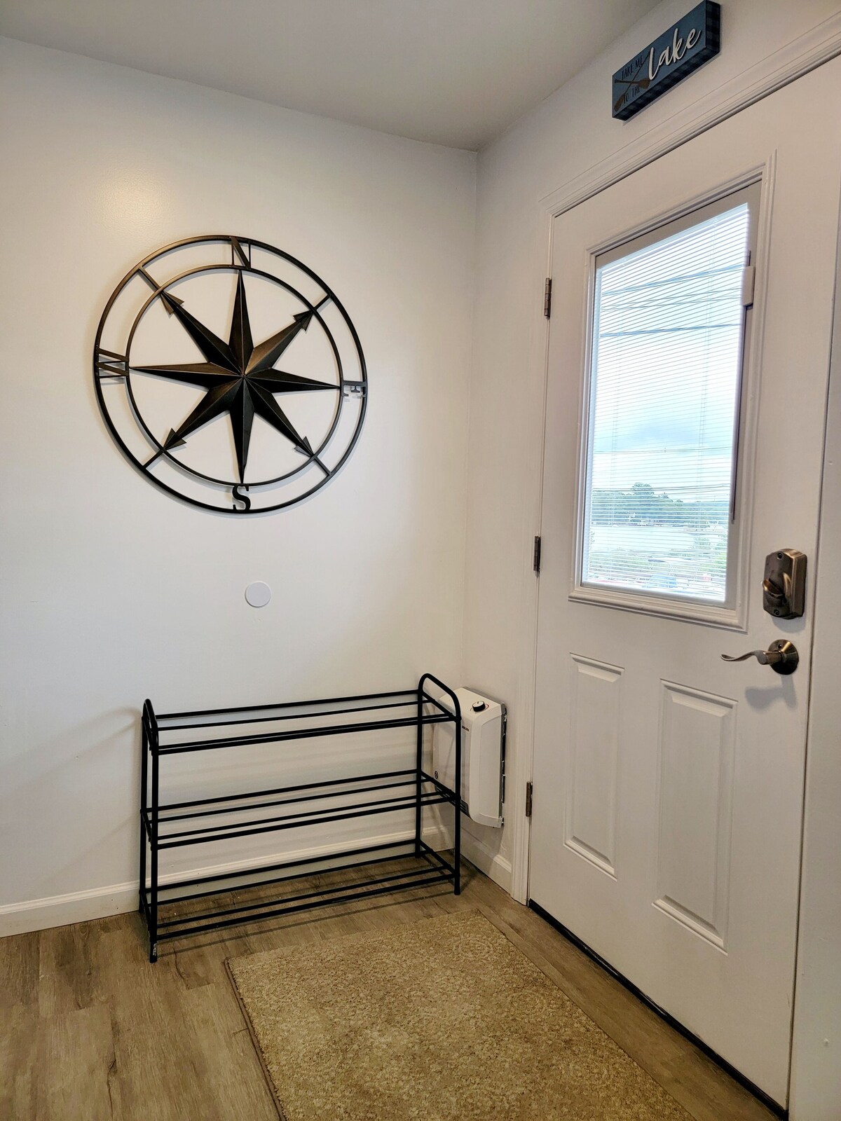 4 Bedroom Lake Hopatcong Lakehouse with Kayaks and Paddleboat