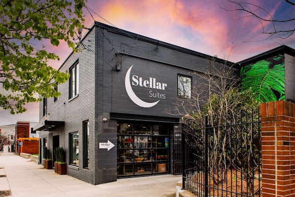 Stellar Suites, 822 East Market Street