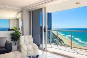 Relax over Surfers Paradise Beach