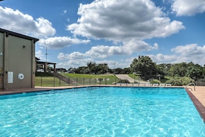 Point Venture Community Amenities | Olympic-Sized Pool