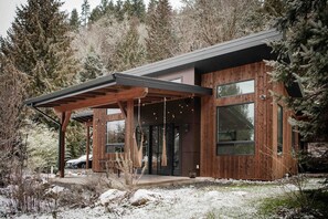 Single Level Home