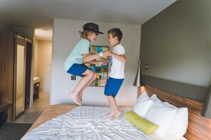 Comfortable Unit with King bed