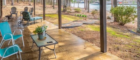 Covered Patio overlooking the Lake