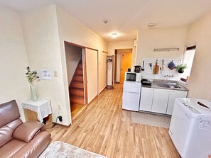2nd floor living room