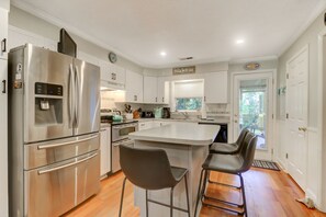 Fully stocked kitchen