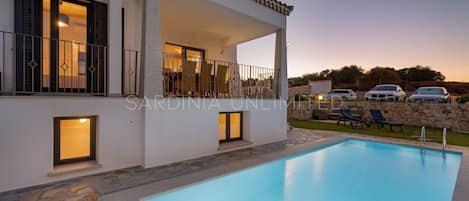 holiday home with private pool Budoni