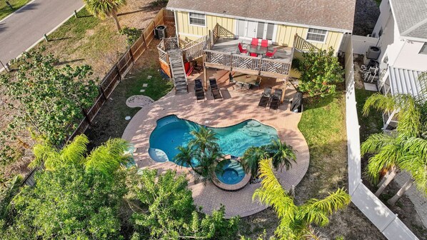 Lagoon Style pool! 