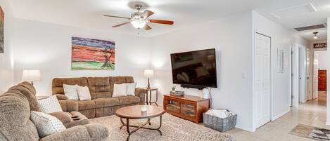 Lake Havasu City Vacation Rental | 3BR | 2BA | 2,100 Sq Ft | Step-Free Access